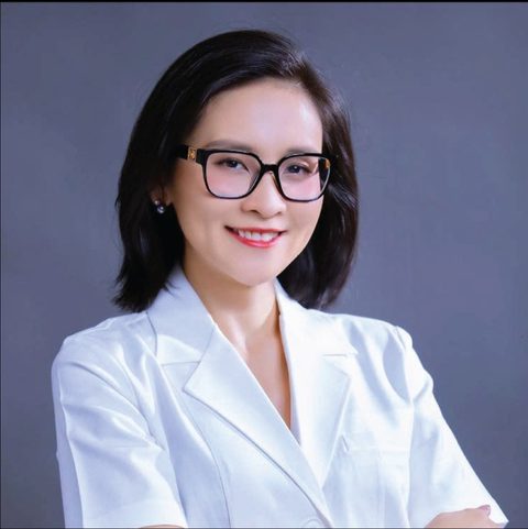 Chị Đàm Trang